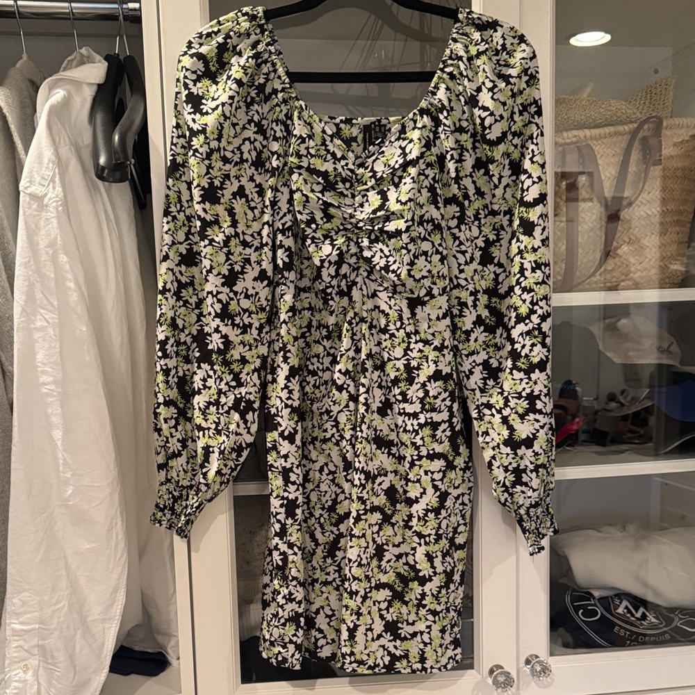 Vero Moda Black and White Floral Long Sleeve Dress